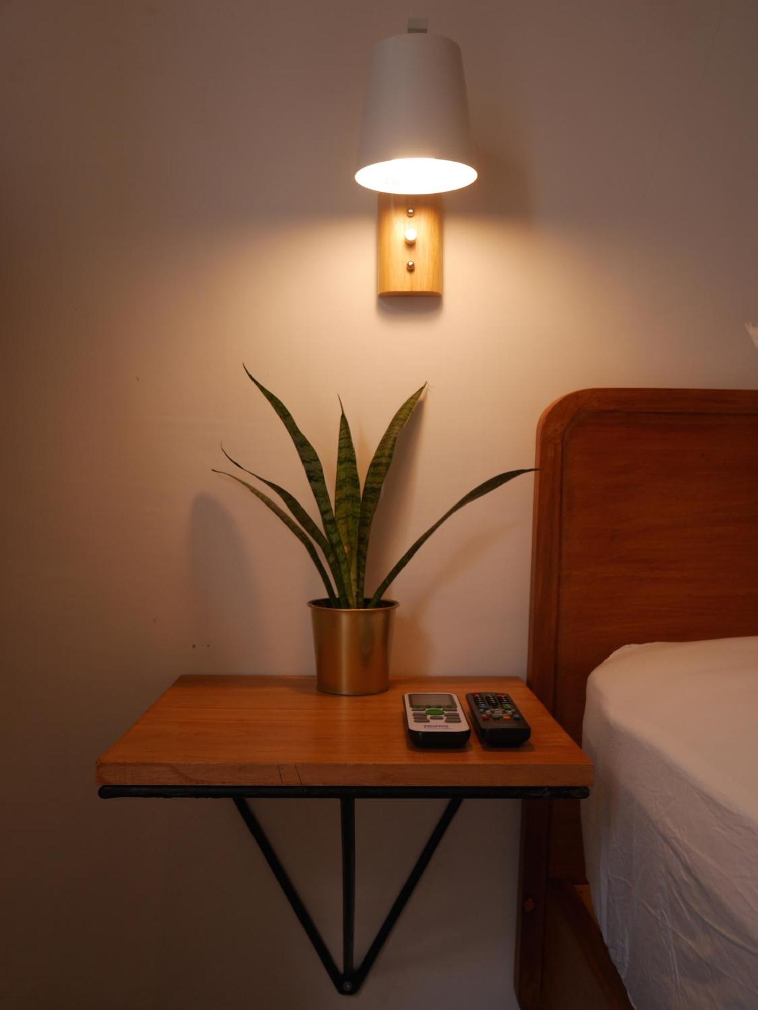 Betah Homestay Banyuwangi 外南梦 外观 照片