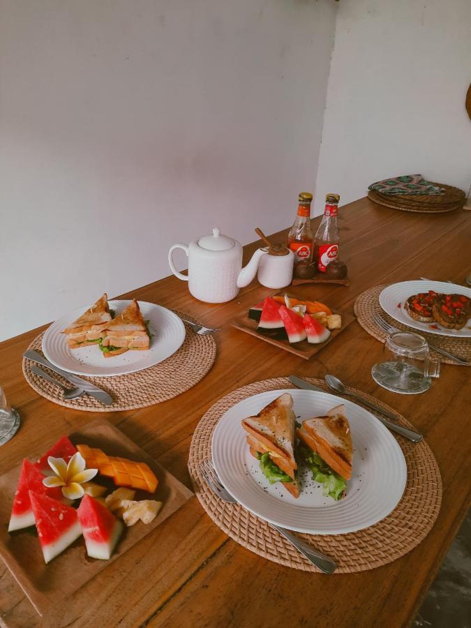 Betah Homestay Banyuwangi 外南梦 外观 照片