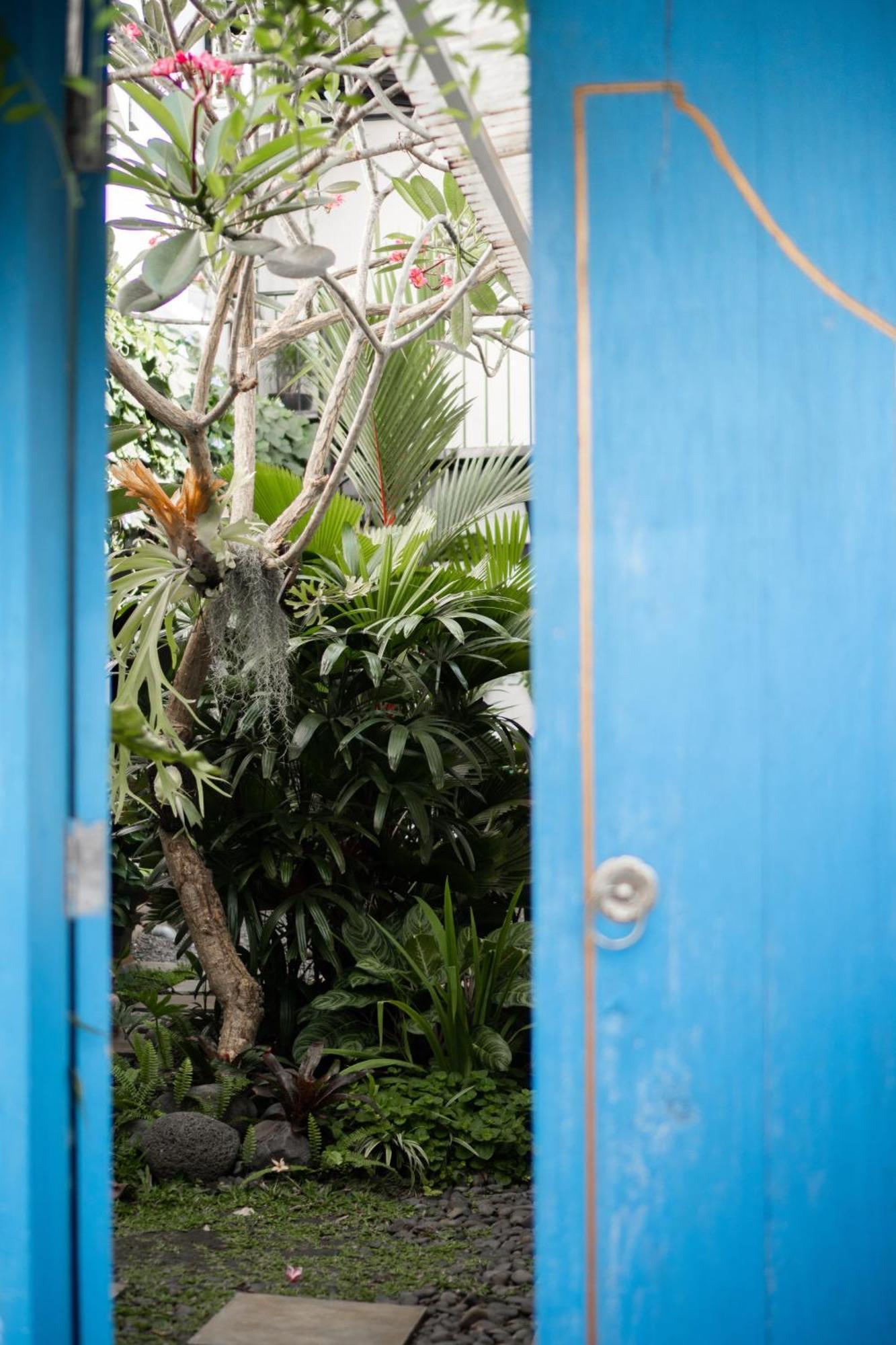 Betah Homestay Banyuwangi 外南梦 外观 照片